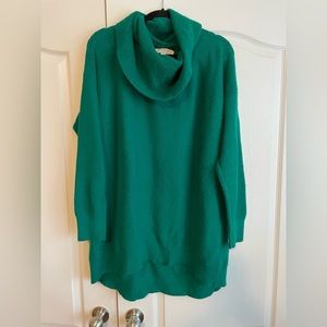 Loft Plus sweater, size 20/22